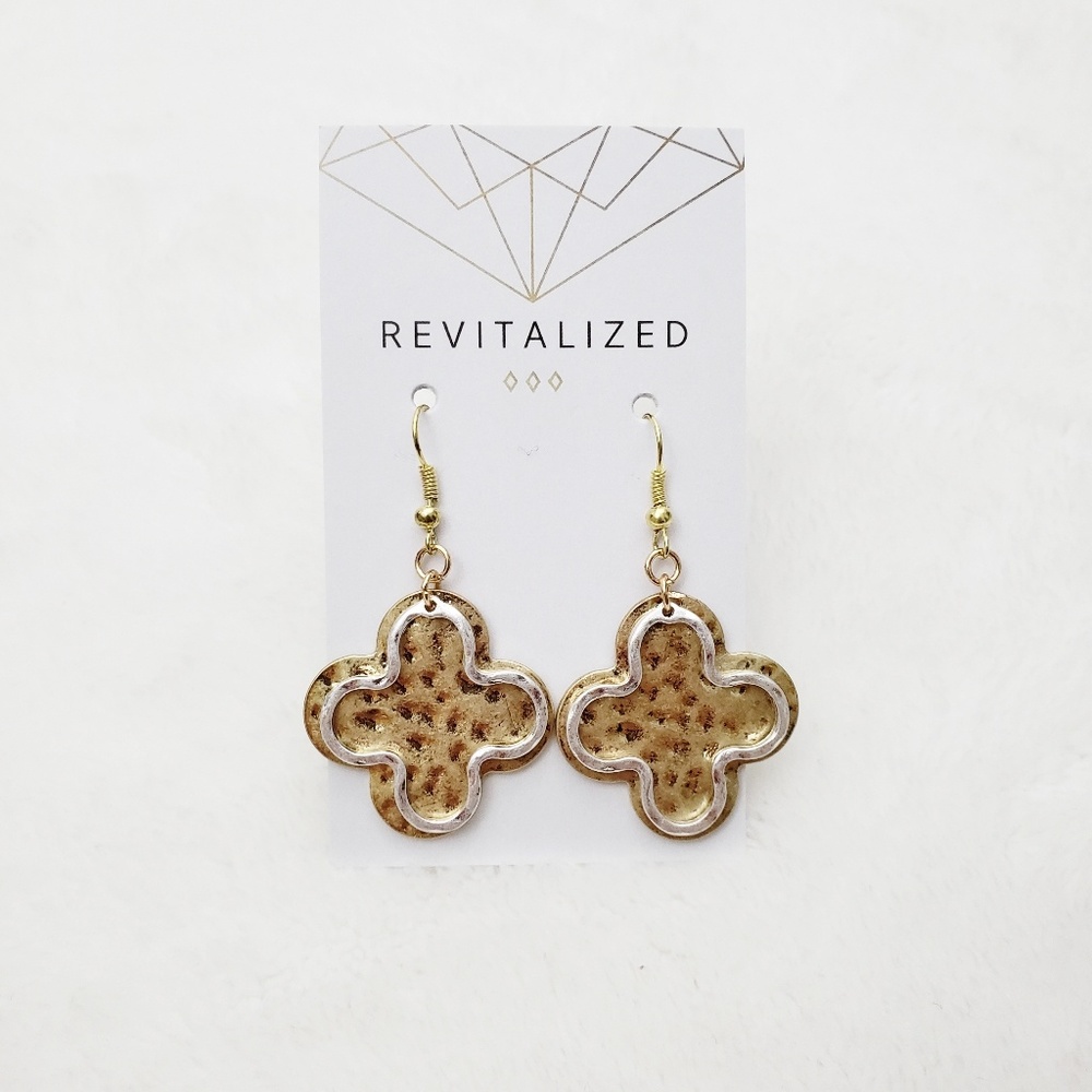 Mixed Metal Hammered Clover Earrings - Picture 2 of 2